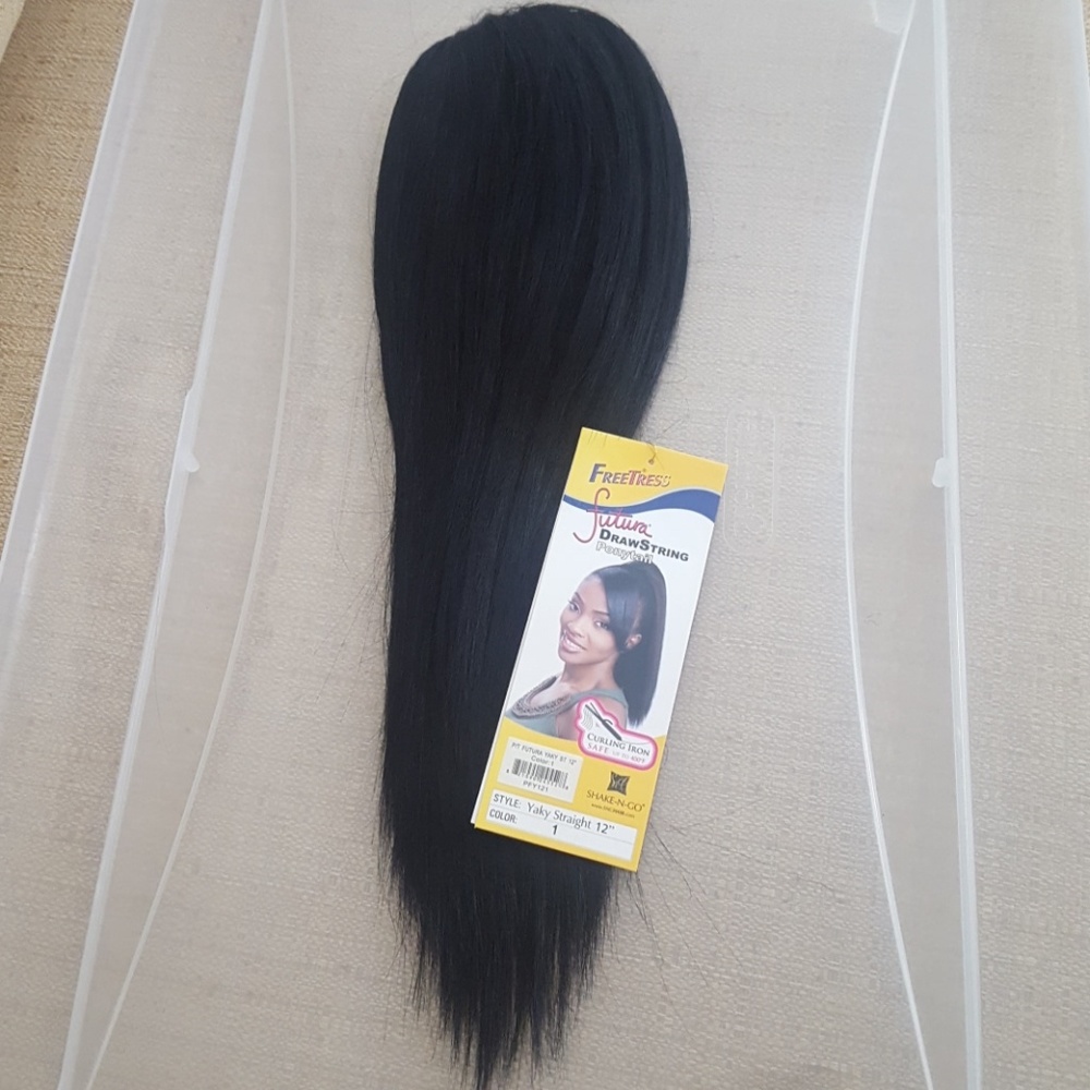 Futura Drawstring Ponytail